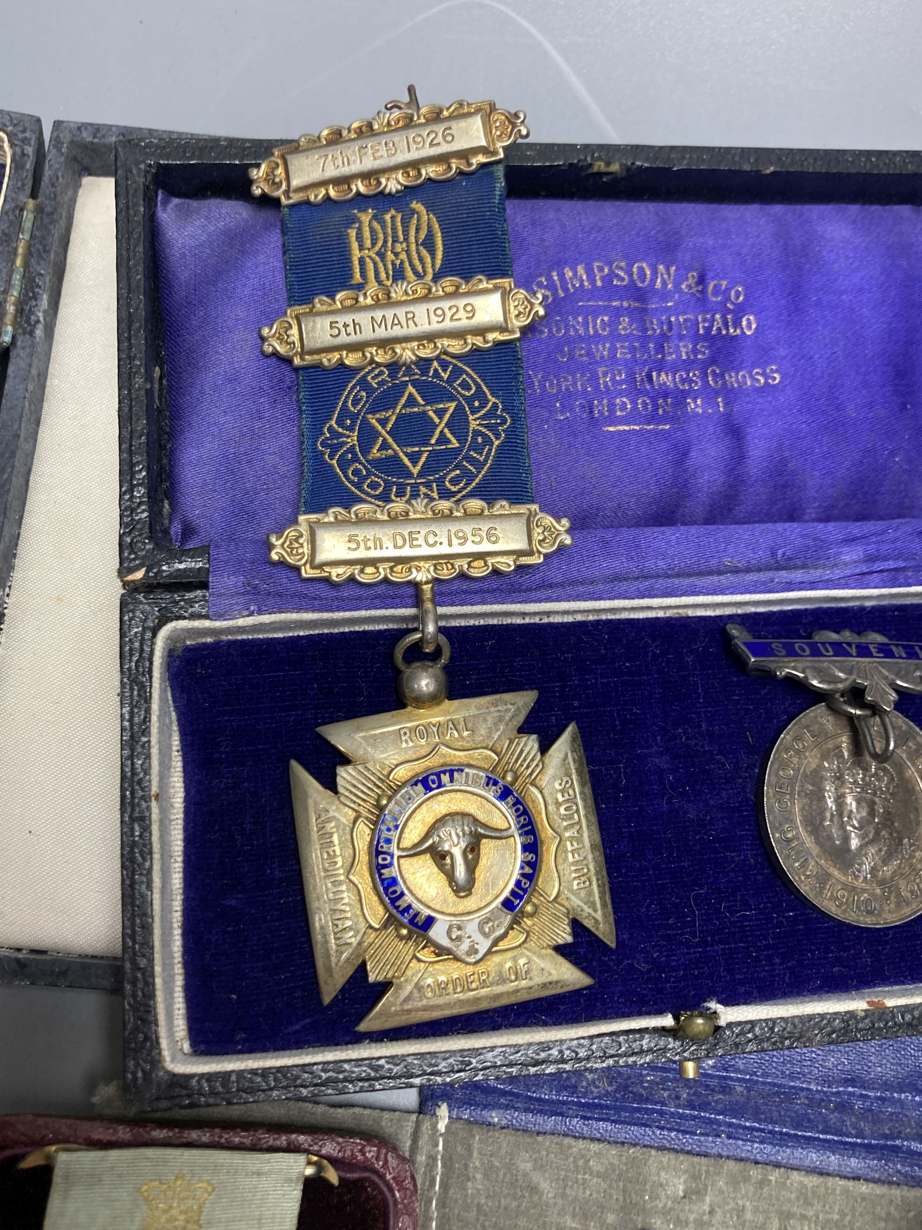 Five assorted early to mid 20th century including silver gilt and enamel masonic jewels & a 1935 Silver Jubilee Medal